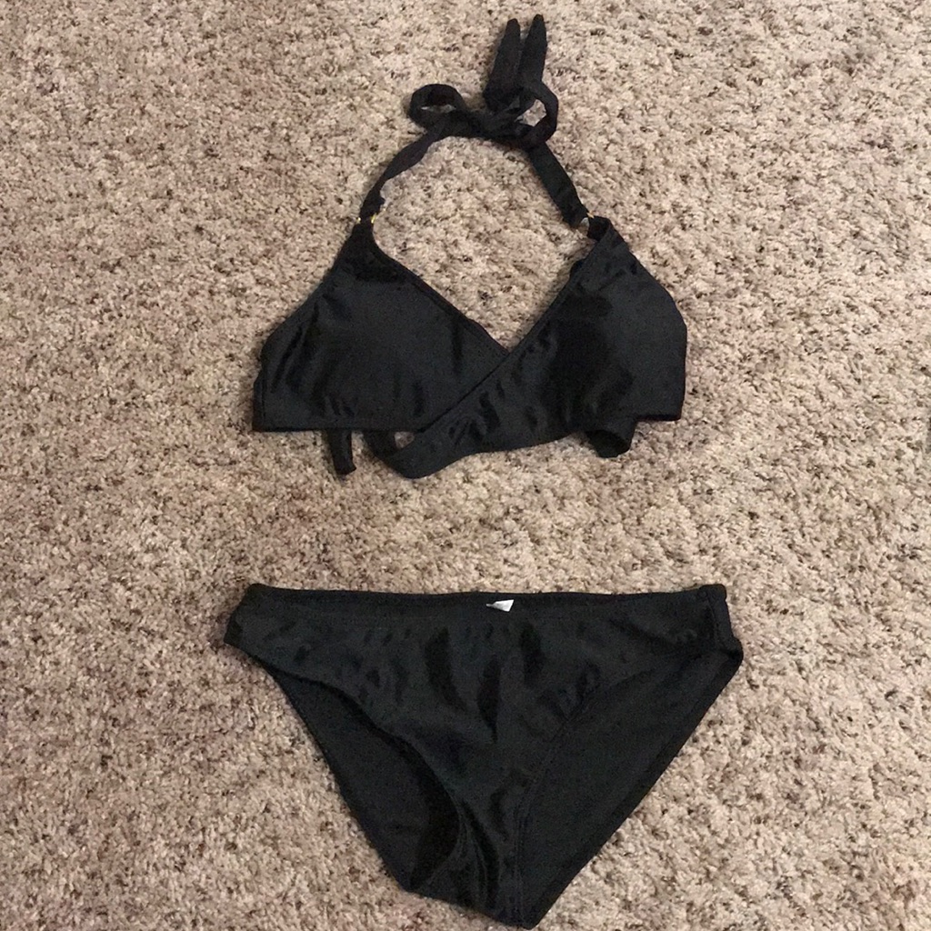 Solid Black Swimsuit!